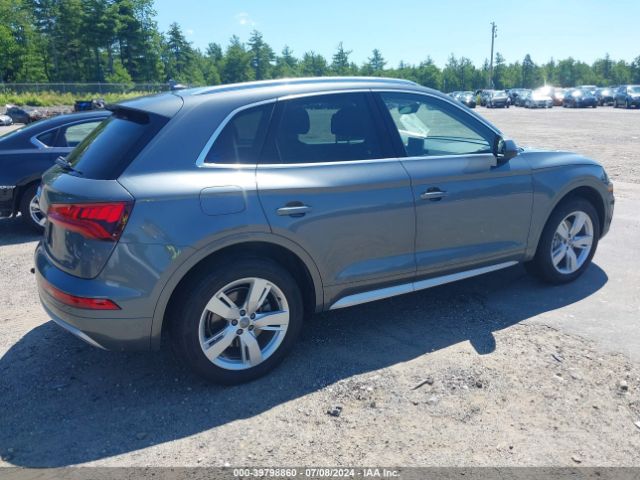 WA1BNAFY3K2044802 Audi Q5 45 Premium