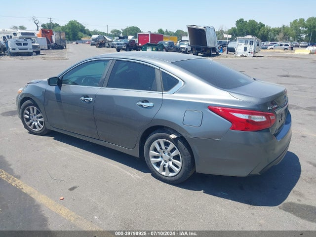 Nissan Altima 2.5 S 2017 1N4AL3APXHC293169 Image 3