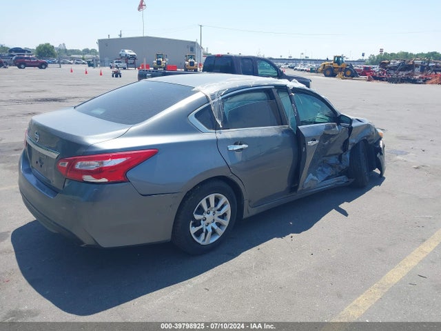 Nissan Altima 2.5 S 2017 1N4AL3APXHC293169 Image 4