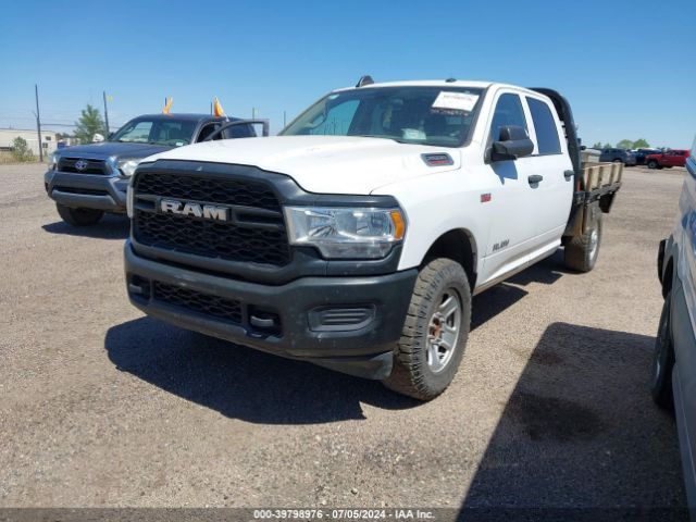 3C6UR5HJ2KG688316 RAM 2500 Tradesman  4x4 8' Box