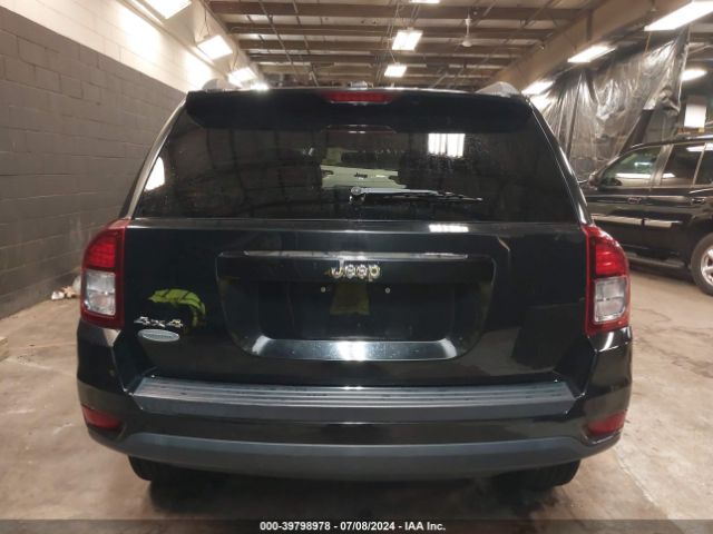 1C4NJDEB5ED521767 Jeep Compass Latitude