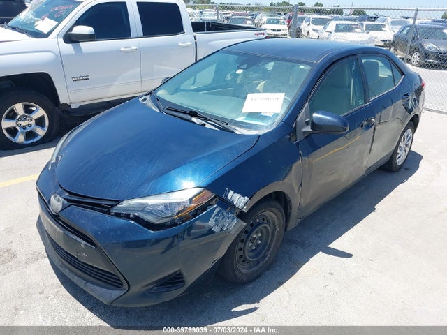 Toyota COROLLA LE 2017 2T1BURHE0HC758097 Image 2