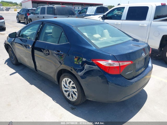 Toyota COROLLA LE 2017 2T1BURHE0HC758097 Image 3