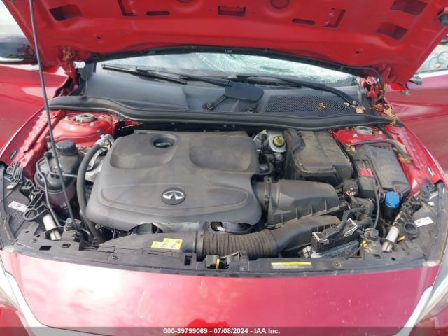 SJKCH5CR7HA017524 Infiniti Qx30 Premium