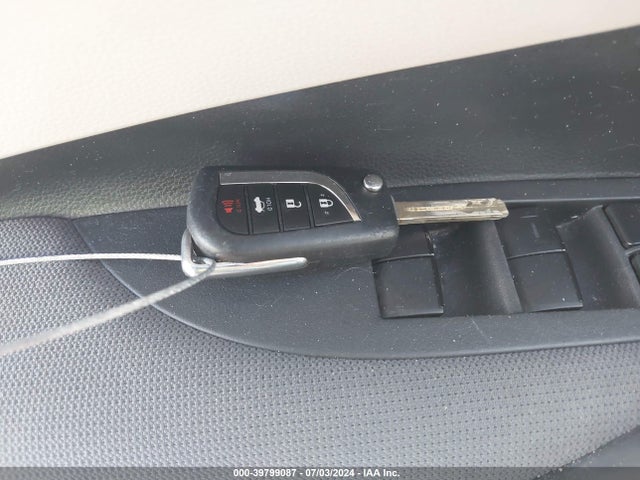 Toyota COROLLA LE 2020 JTDEPRAE7LJ063336 Image 11