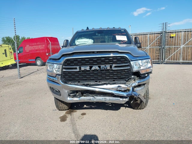 3C6UR5JJ4PG576229 RAM 2500 Big Horn  4x4 8' Box