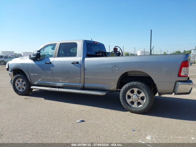 3C6UR5JJ4PG576229 RAM 2500 Big Horn  4x4 8' Box