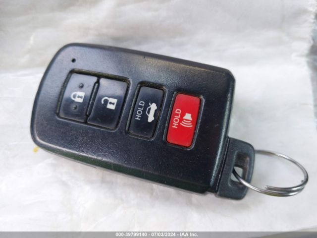 4T1BD1FK2GU199305 Toyota Camry Hybrid Le