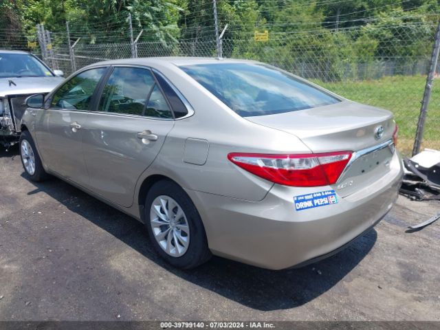 4T1BD1FK2GU199305 Toyota Camry Hybrid Le