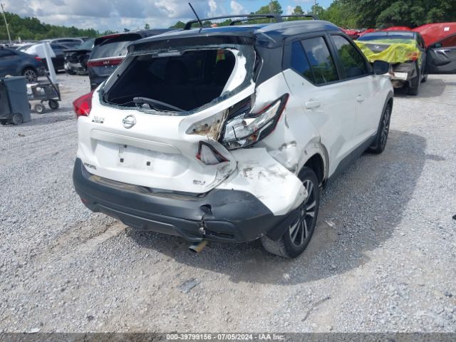 3N1CP5CU8JL532141 Nissan KICKS SV