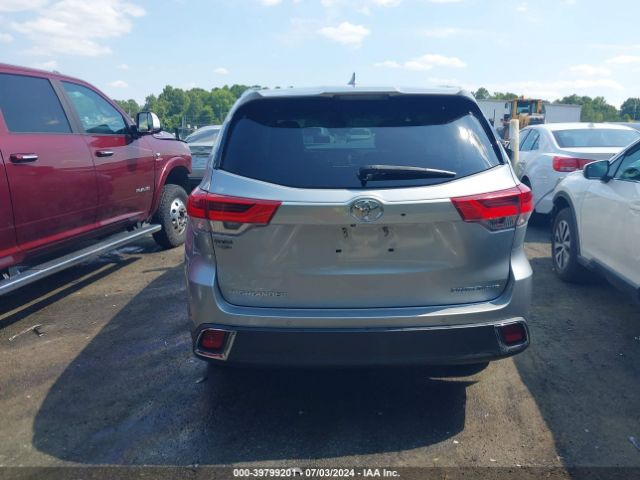 5TDDZRFHXJS487893 Toyota Highlander Limited