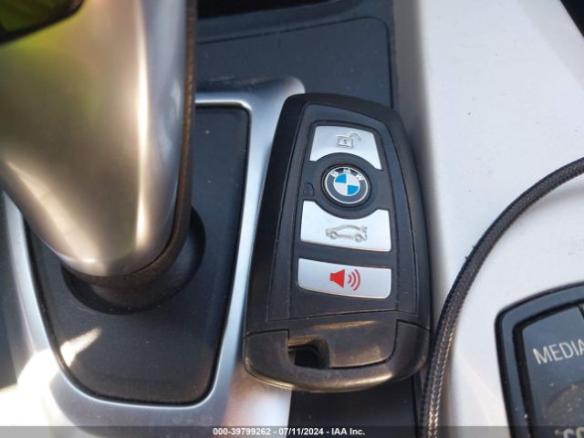 WBA8E5G32HNU42968 BMW 320i Xdrive
