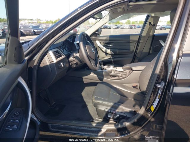 WBA8E5G32HNU42968 BMW 320i Xdrive