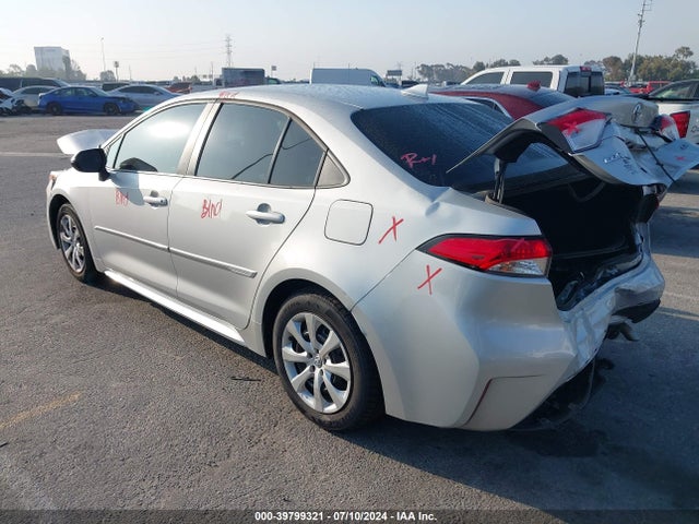 Toyota COROLLA LE 2021 5YFEPMAE8MP264582 Image 3