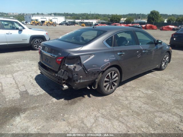 1N4AL3AP8HC144985 Nissan Altima 2.5 Sv