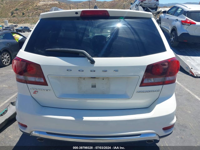 3C4PDDGG1JT499487 Dodge Journey Crossroad Awd