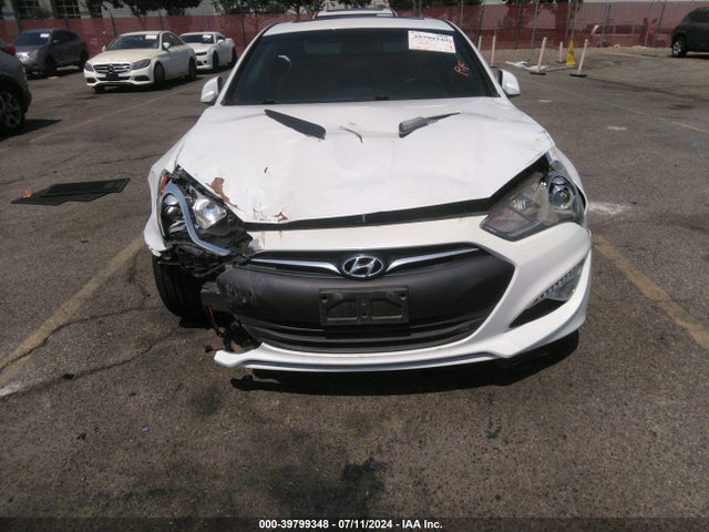 Hyundai Genesis 3.8 Ultimate 2016 KMHHU6KJXGU134772 Image 6