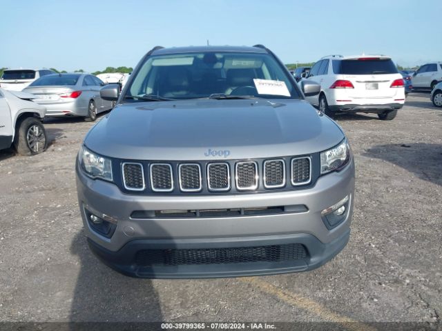 3C4NJCBB2KT851127 Jeep Compass Latitude Fwd