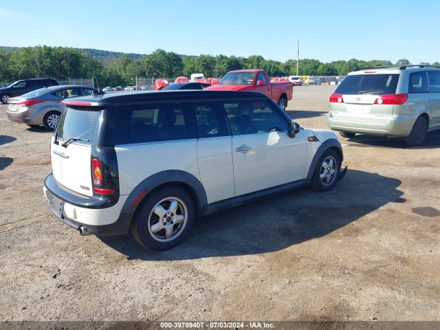 2009 MINI COOPER CLUBMAN WMWML33579TX33771 Photo 3