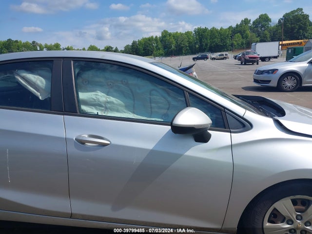 Chevrolet Cruze Ls Auto 2017 1G1BC5SM9H7263337 Image 13