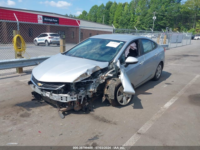Chevrolet Cruze Ls Auto 2017 1G1BC5SM9H7263337 Image 2