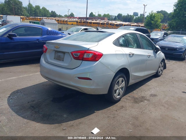 Chevrolet Cruze Ls Auto 2017 1G1BC5SM9H7263337 Image 4