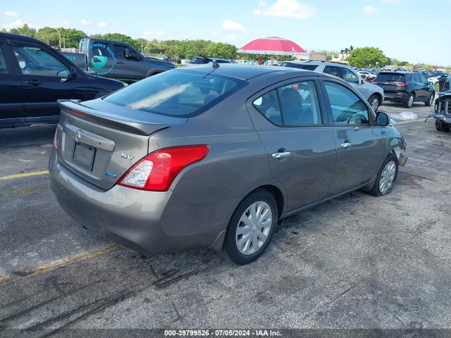 Nissan Versa 1.6 Sv 2014 3N1CN7AP3EL833565 Image 4