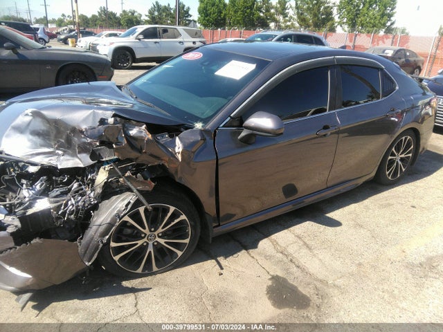 Toyota CAMRY SE 2019 4T1B11HK7KU804353 Image 2