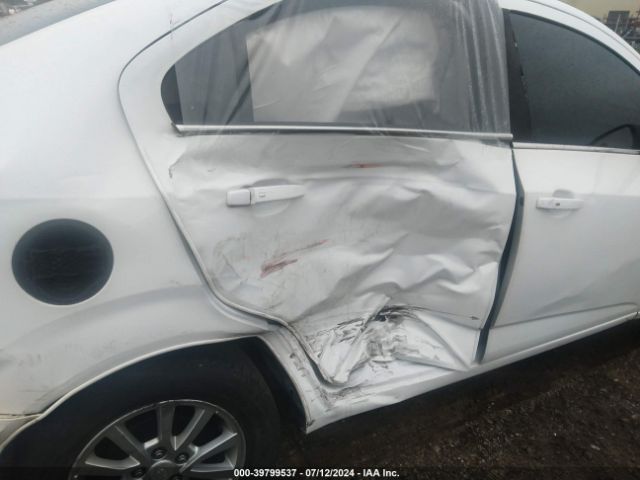 1G1JD5SH4J4106883 Chevrolet Sonic Lt Auto