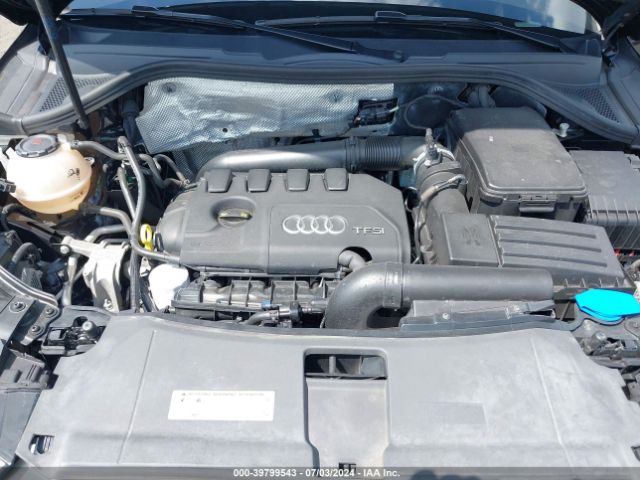 WA1ECCFS0JR014561 Audi Q3 2.0t Premium/2.0t Sport Premium