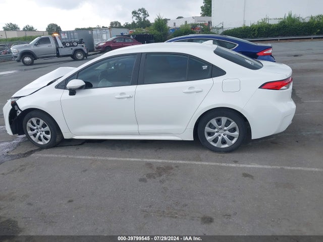 Toyota COROLLA LE 2021 5YFEPMAE1MP263855 Image 15