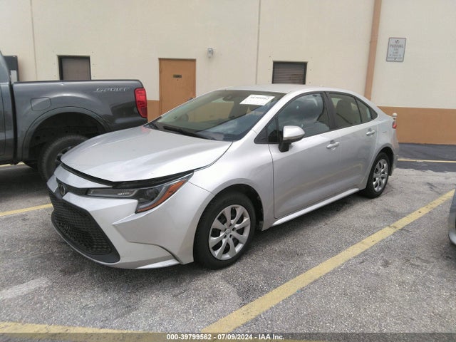 Toyota COROLLA LE 2021 5YFEPMAE8MP258006 Image 2