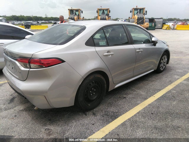Toyota COROLLA LE 2021 5YFEPMAE8MP258006 Image 4