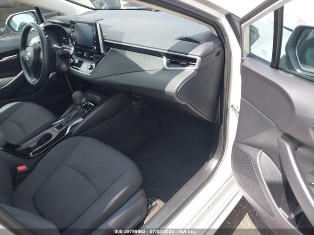 Toyota COROLLA LE 2021 5YFEPMAE8MP258006 Image 5