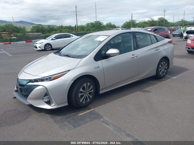 Toyota Prius Prime Limited 2020 JTDKARFPXL3120972 Image 2