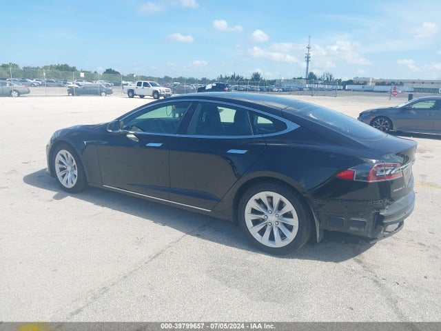 5YJSA1E16HF209639 Tesla Model S 60/75