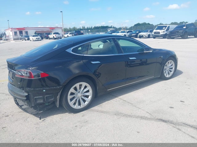 5YJSA1E16HF209639 Tesla Model S 60/75