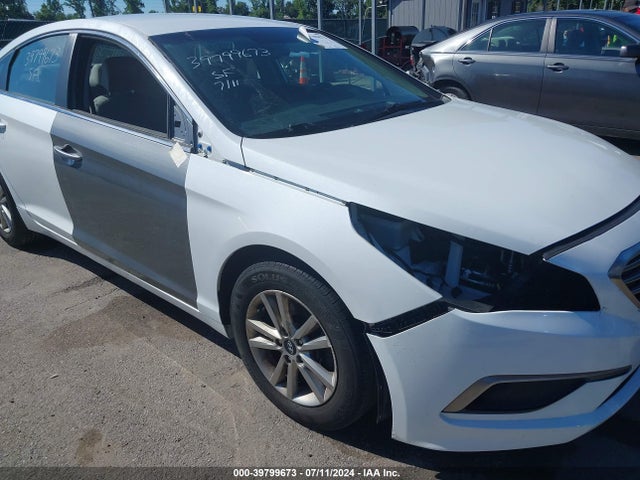 Hyundai SONATA SE 2016 5NPE24AF5GH302178 Image 6