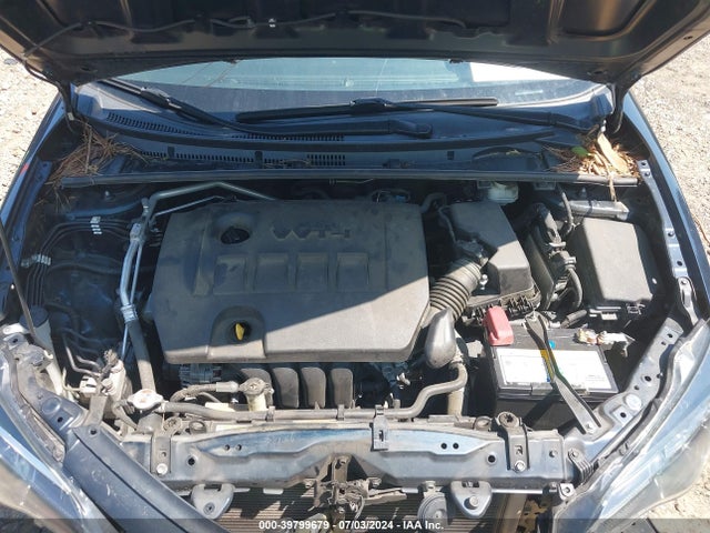 Toyota COROLLA LE 2018 5YFBURHE3JP848964 Image 10