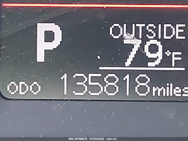 Toyota COROLLA LE 2018 5YFBURHE3JP848964 Image 15