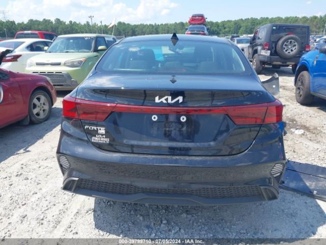 3KPF24AD7RE737231 KIA FORTE LX