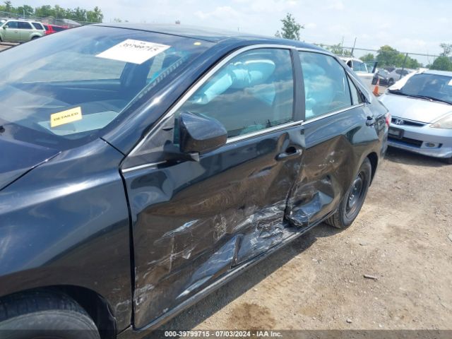 4T4BF1FK1GR582300 Toyota CAMRY LE