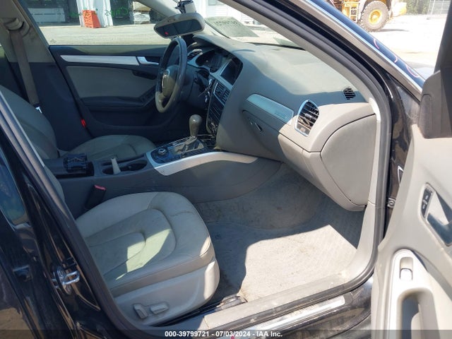 39799721 :رقم المزاد ، WAUFFAFL8CN015589 vin ، 2012 Audi A4 2.0t Premium مزاد بيع