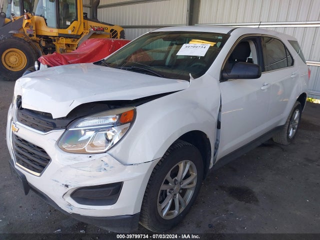 Chevrolet EQUINOX LS 2017 2GNFLEEK0H6118102 Image 2