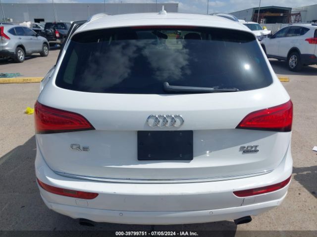 WA1LFAFP6FA127578 Audi Q5 2.0t Premium