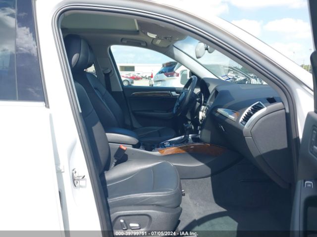 WA1LFAFP6FA127578 Audi Q5 2.0t Premium