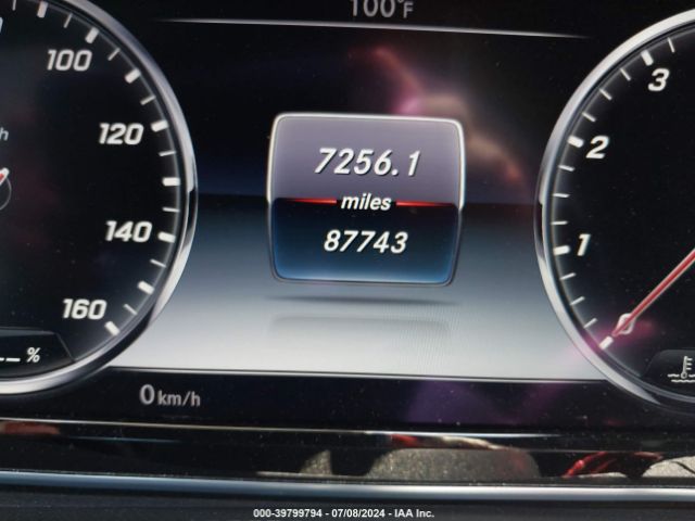 WDDUG8CB6FA137011 Mercedes-Benz S 550