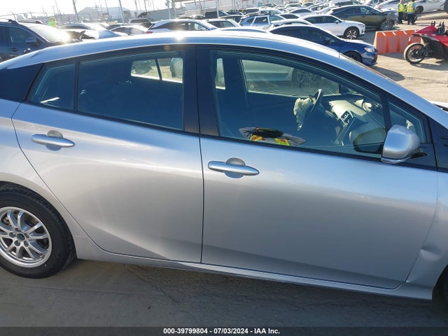 Toyota Prius Le 2019 JTDKARFU3K3082411 Image 13