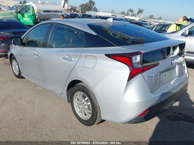 Toyota Prius Le 2019 JTDKARFU3K3082411 Image 3