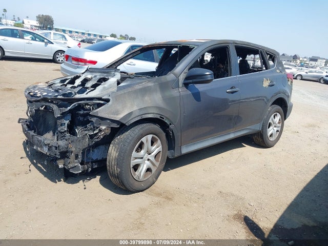Toyota RAV4 LE 2015 2T3ZFREV1FW149746 Image 2